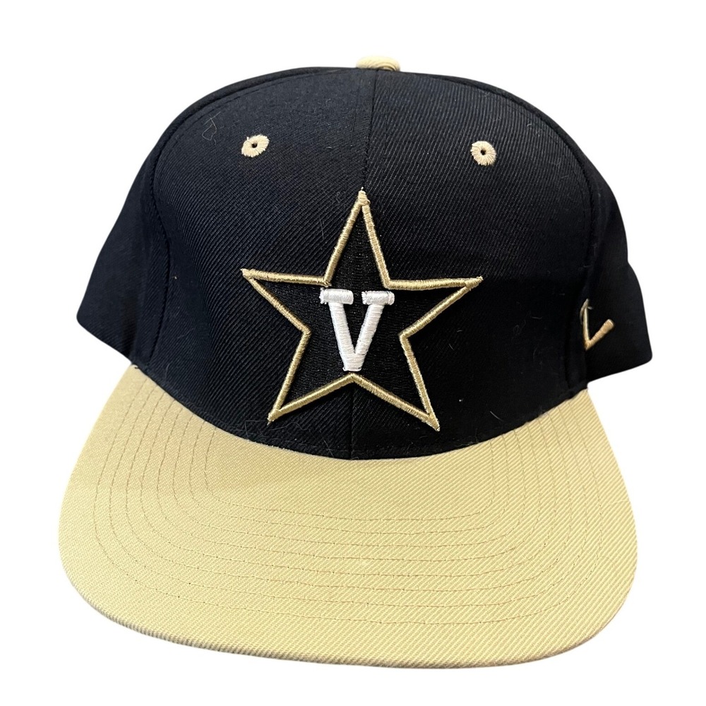 Zephyr Vanderbilt Commodores Hat Mens OS Black Gold Star Snapback Cap